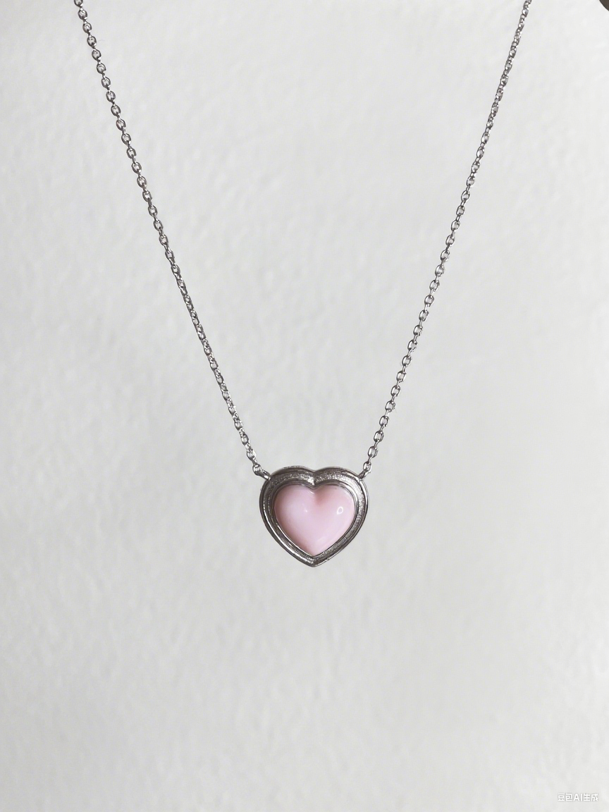 The Rose Sterling Silver Halsband