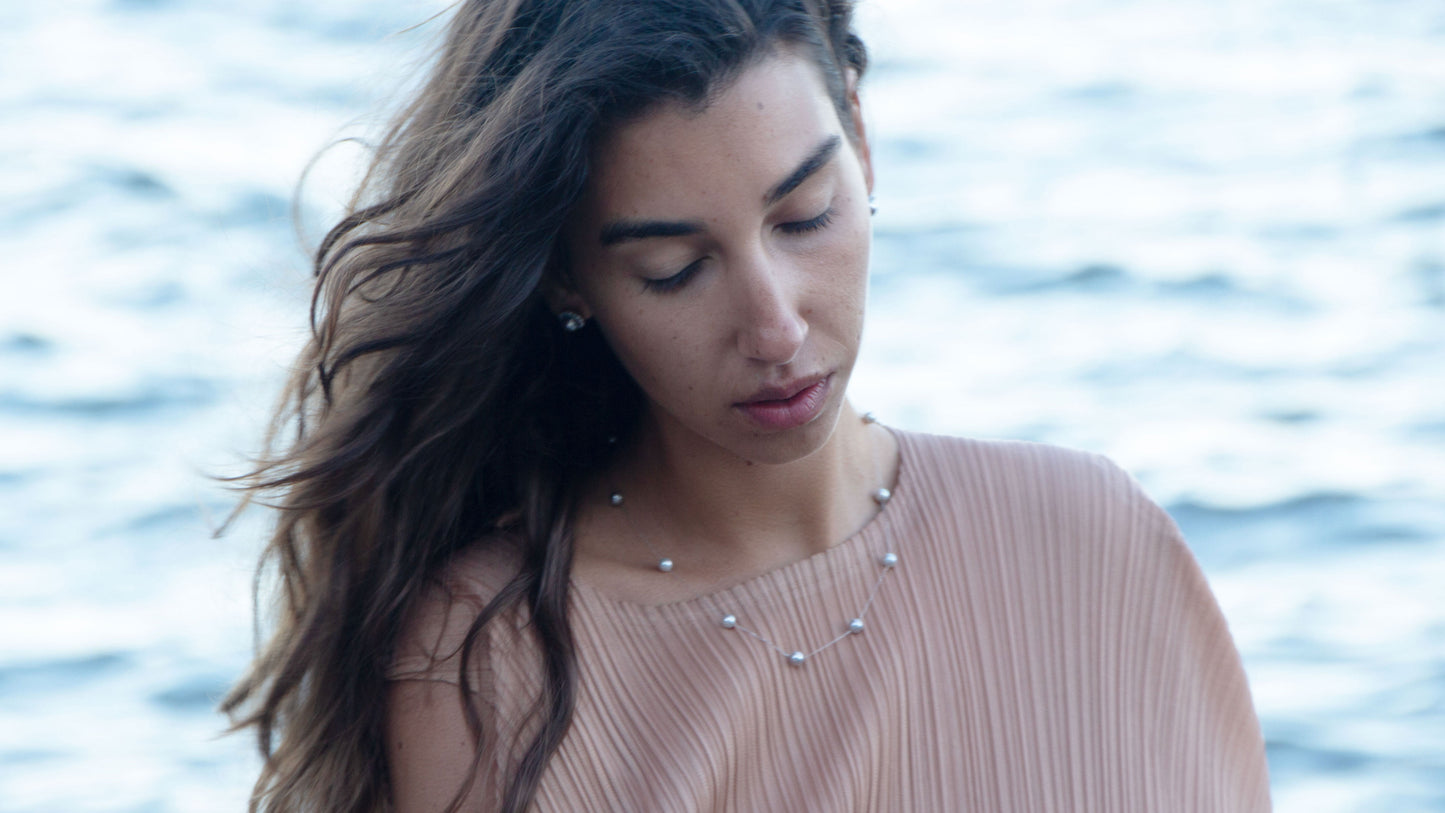silver lining akoya örhängen och silver galxy 18K guld Halsband Set