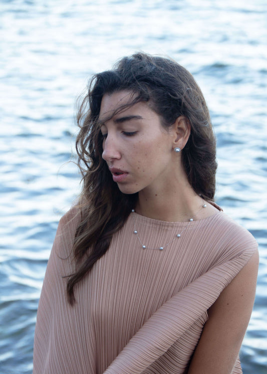 silver lining akoya örhängen och silver galxy 18K guld Halsband Set