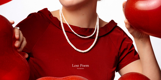 How to Layer Pearl Necklaces in 2026