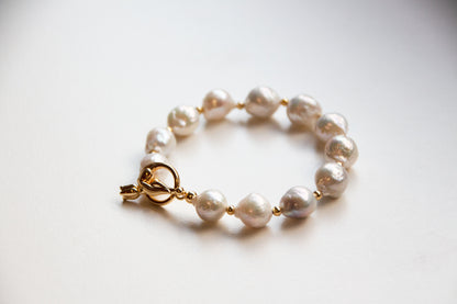 A new chapter guldpläterat armband