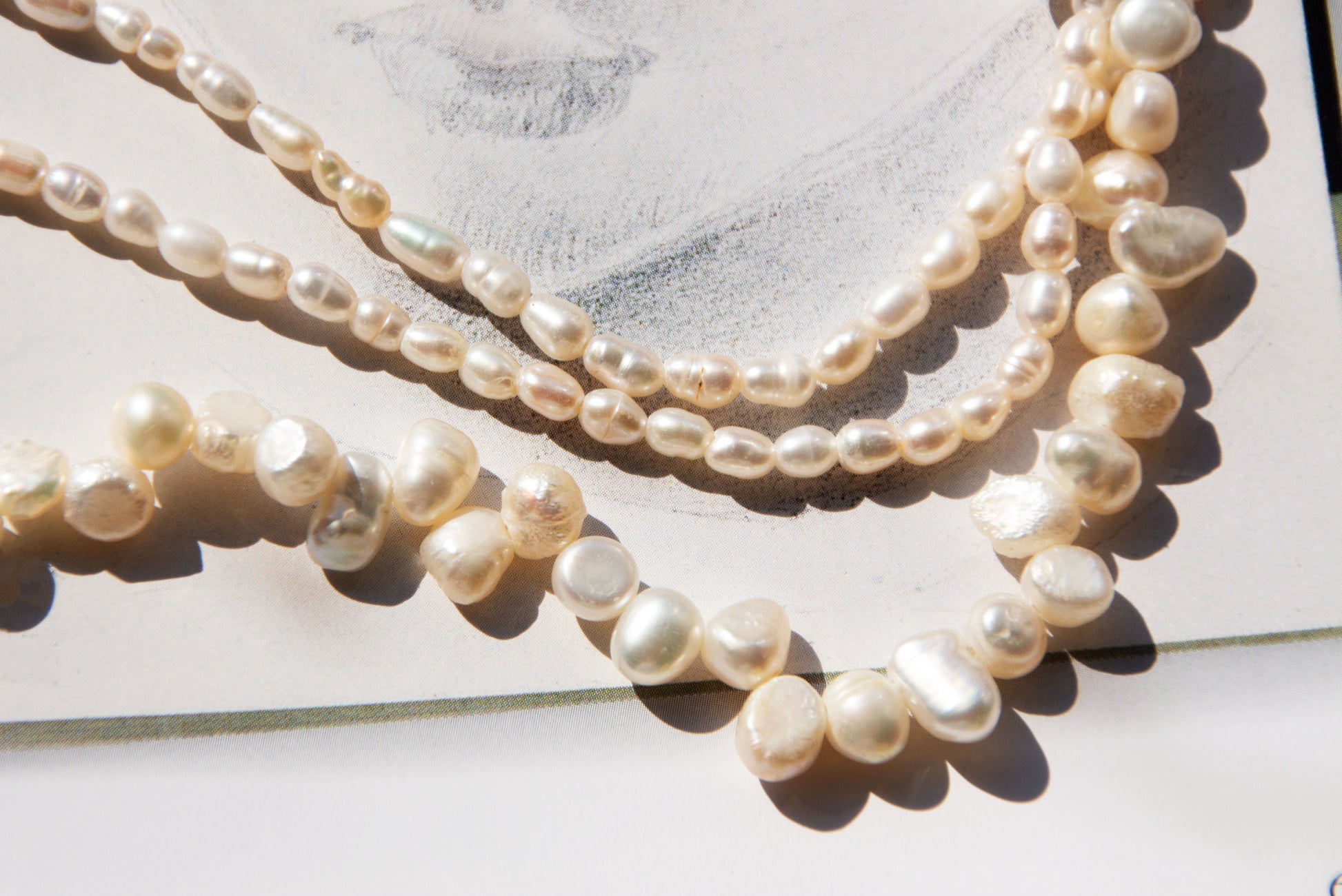 elegant guld halsband för dam