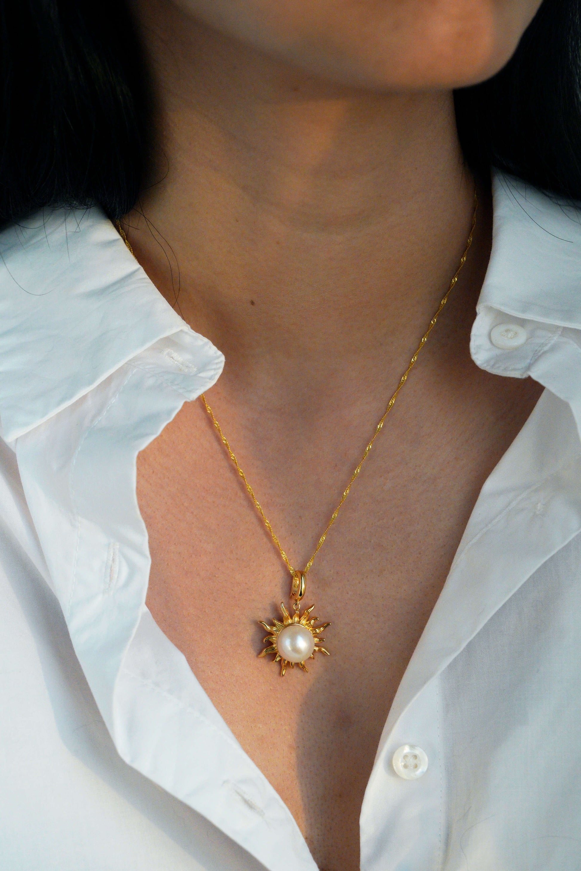 Apollo 18K guldpläterat halsband