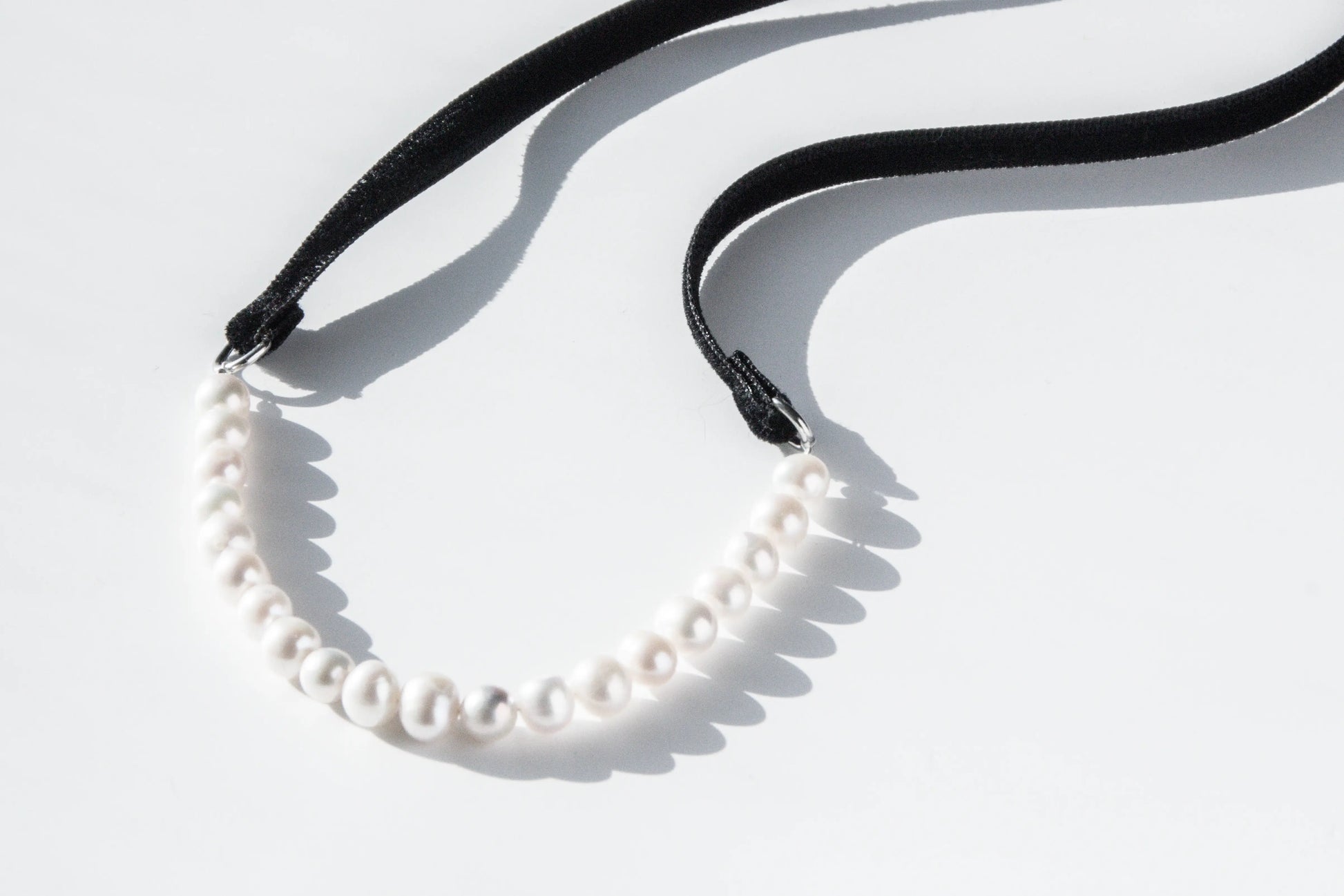 ballet velvet adjustable necklace 