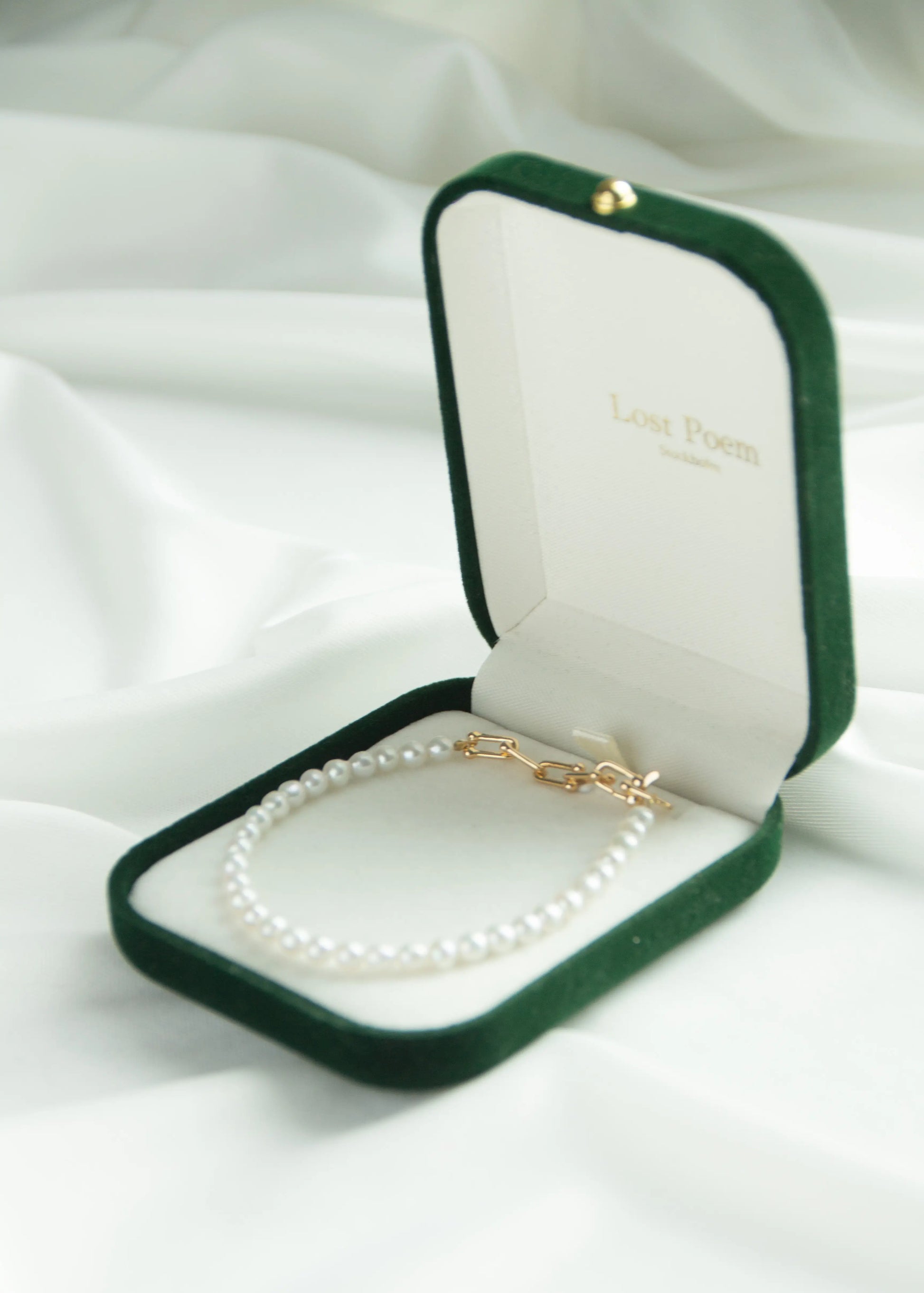 rider of light1 8kgold-plated bracelet