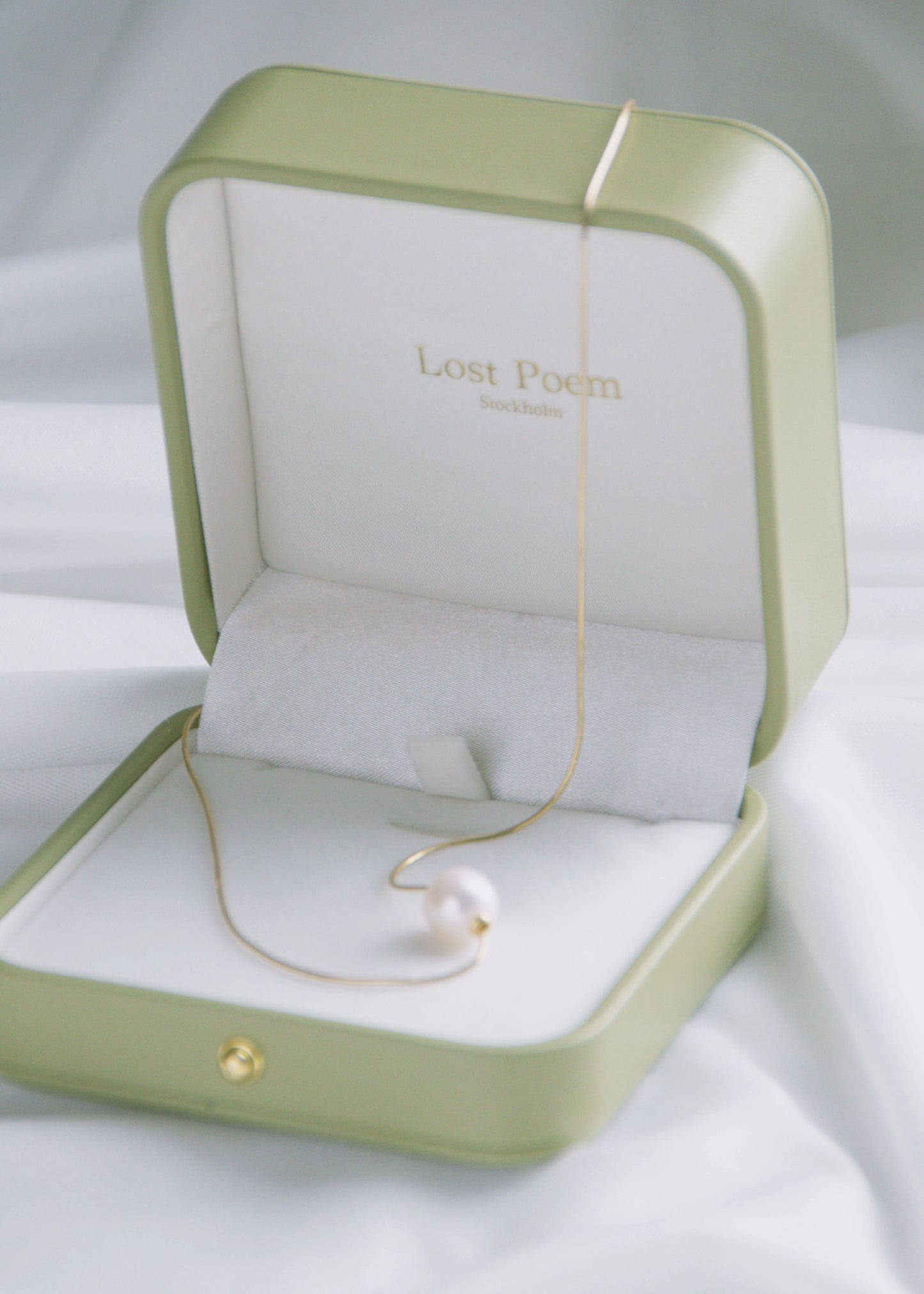 smooth journey 18K goldplated necklace